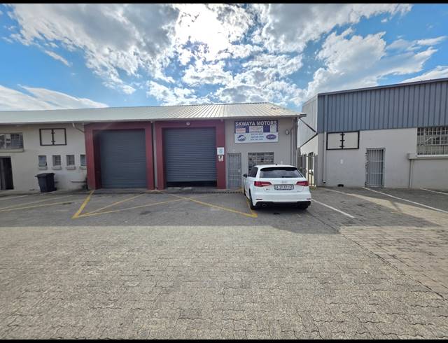 239M² WAREHOUSE TO LET IN CITY DEEP